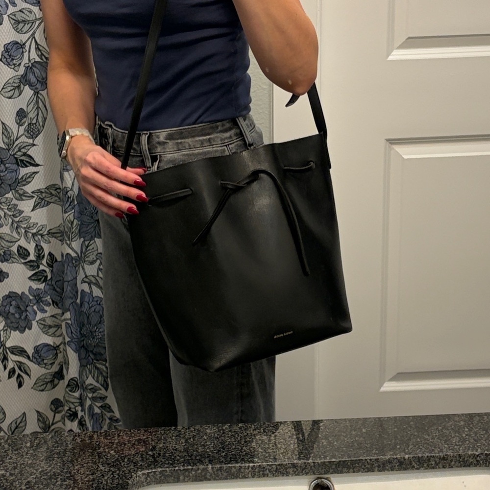 Mansur Gavriel Black Leather Bucket Shoulder Bag with Pouch - Picture 8 of 10